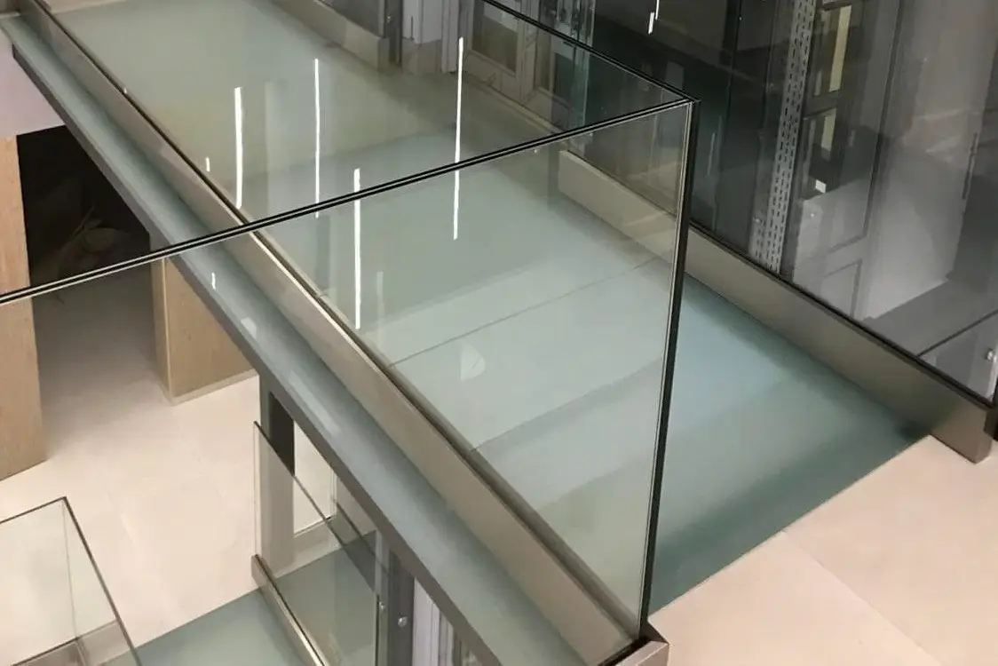 balustrady ze szkła hartowanego